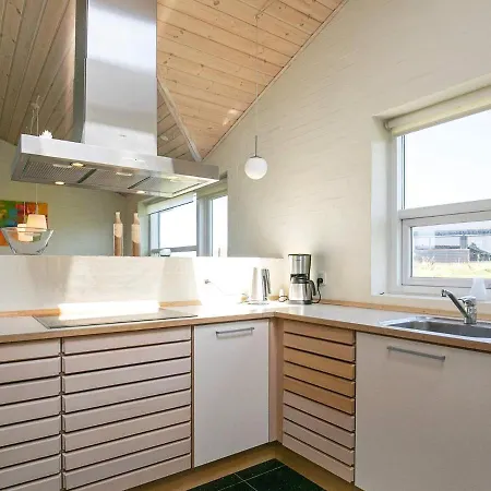 8 Person In Hj Rring Holiday home *
